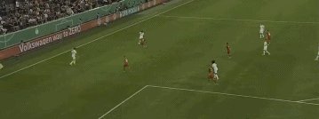 华体会hth体育-【德国杯】莱万接班人精彩处子球，拜仁5人进球5比0